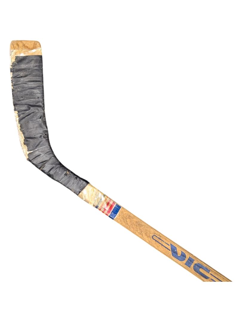 Vintage Vic Wee Vic Canadian Jr Hockey Stick