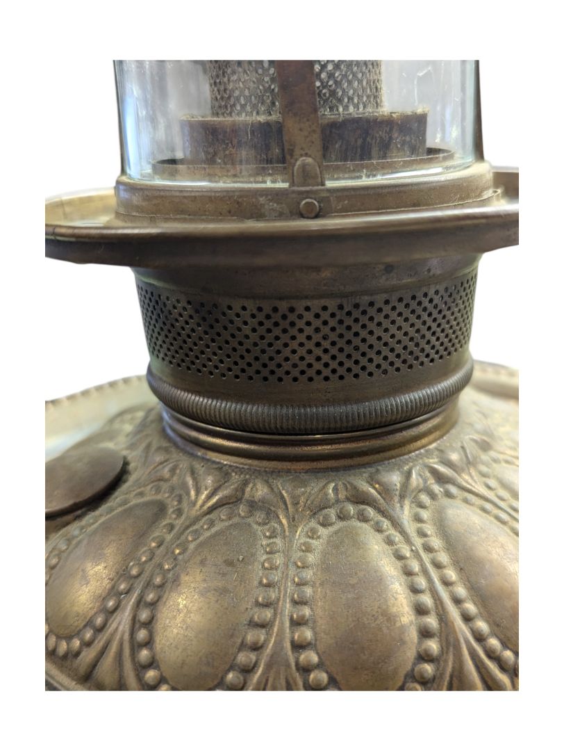 Naugatuck Double Globe Hand Printed Oil Lamp