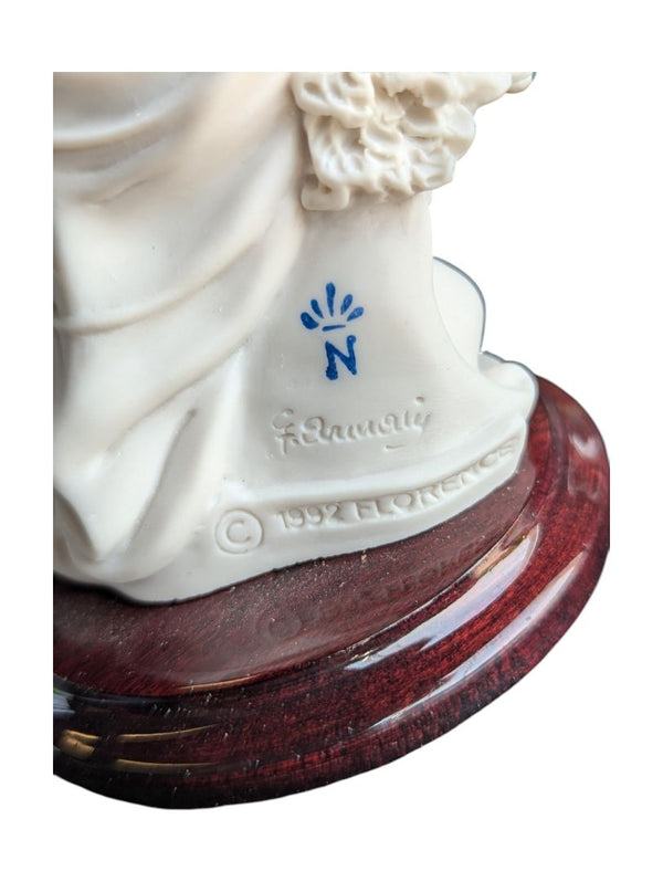 Giuseppe Armani "Lady with Dogs" Figurine w/ box