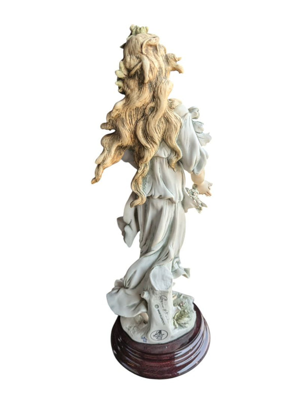Giuseppe Armani "Flora" Figurine in box