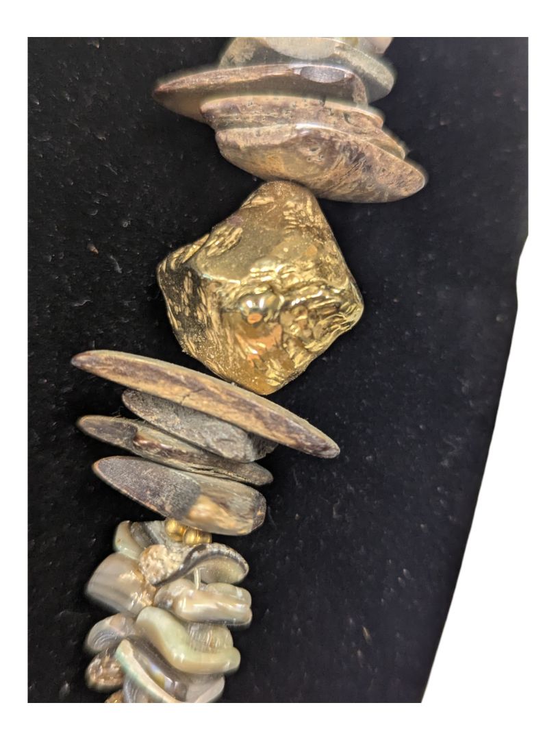 Natural Stone Necklace with Shell Pendant