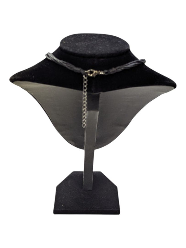 Horn Necklace w/ Shell Shape Pendant