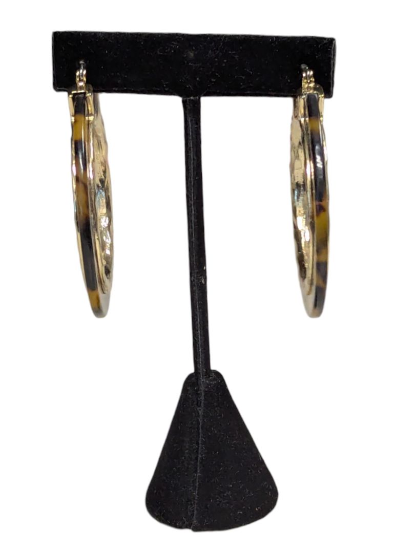 Shell Hoop Earrings