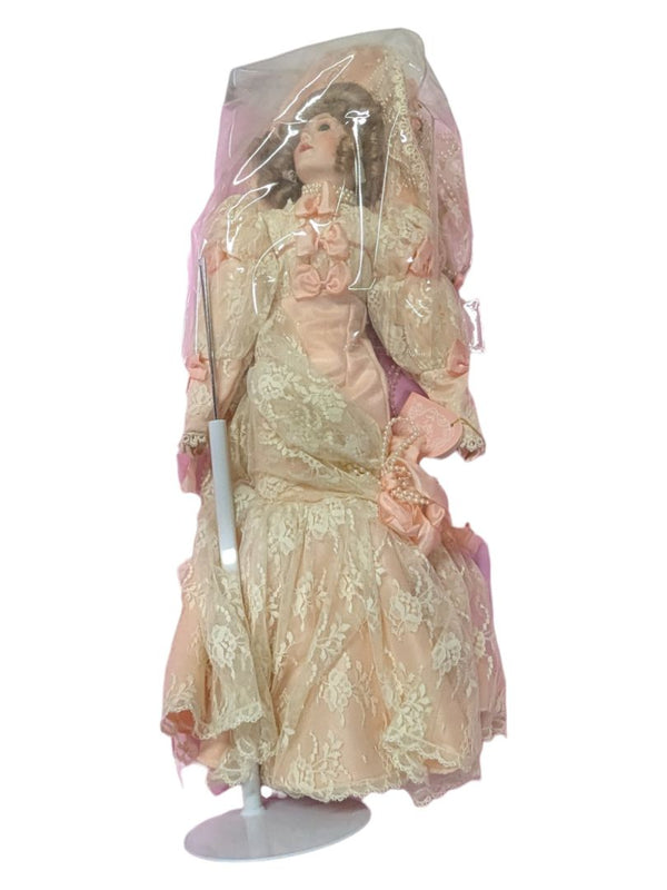 Maryse Nicole Franklin Mint 19'' Doll