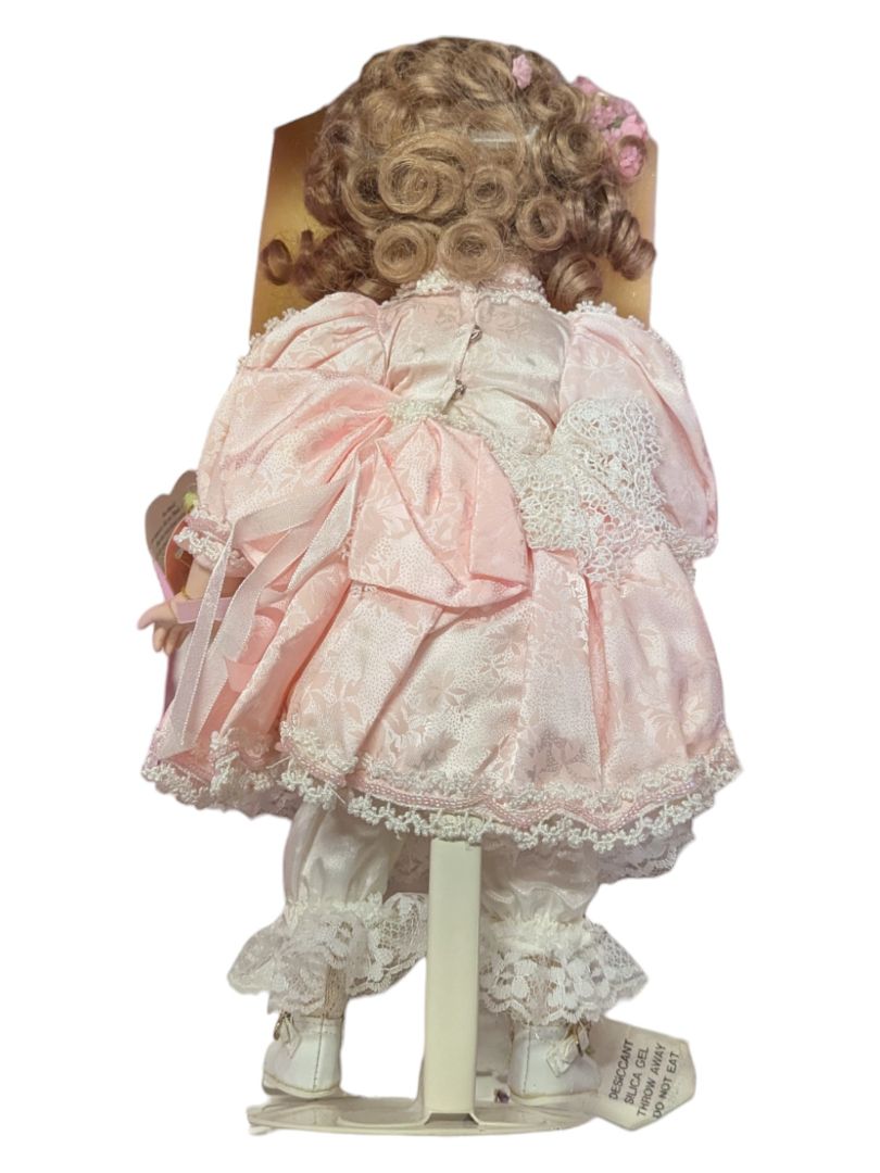 Girl w/ Umbrella Franklin 16'' Doll