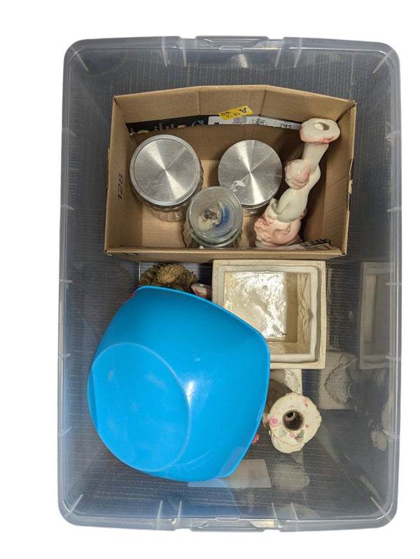 Lots of Miscellaneous Household Items