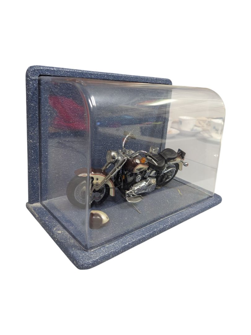 Franklin Mint 1998 Harley Davidson Fat Boy Model (with Case & Tags)