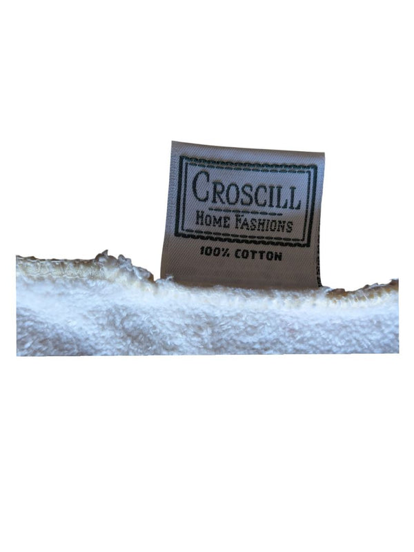 Mix of Towels and Shower Curtian w/ Metal Decorative Leaf Curtain Hooks (6 towels, 1 Curtian and 12 Hooks Set)