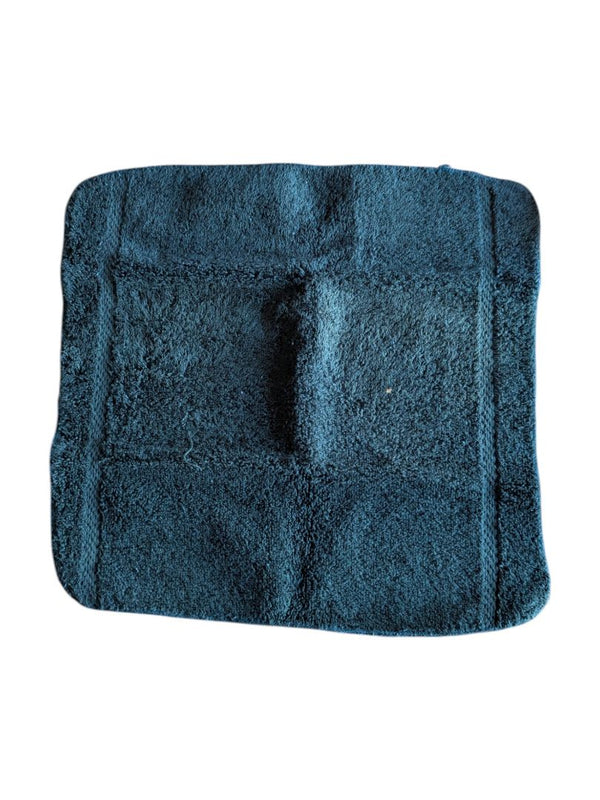 Mix of Towels and Shower Curtian w/ Metal Decorative Leaf Curtain Hooks (6 towels, 1 Curtian and 12 Hooks Set)