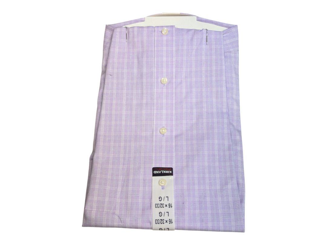 Pair of Kirkland Men’s Dress Shirts Size 16 x 32/33 (Large)