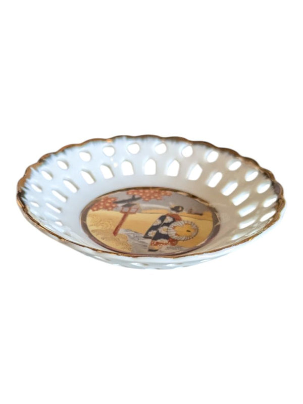 Ceramic tableware, kitchenware, other household articles