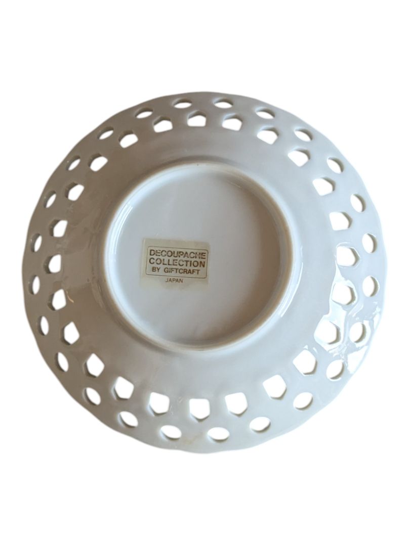 Ceramic tableware, kitchenware, other household articles
