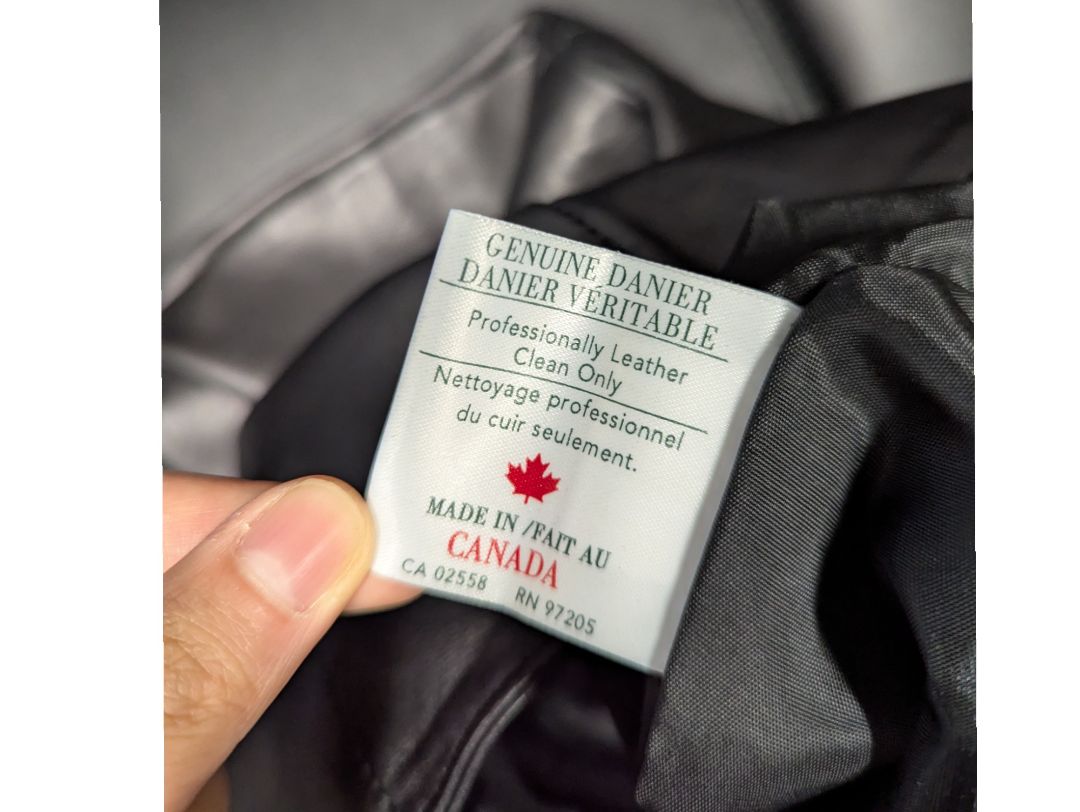 Danier Genuine Leather Pants (Women’s, Made in Canada)