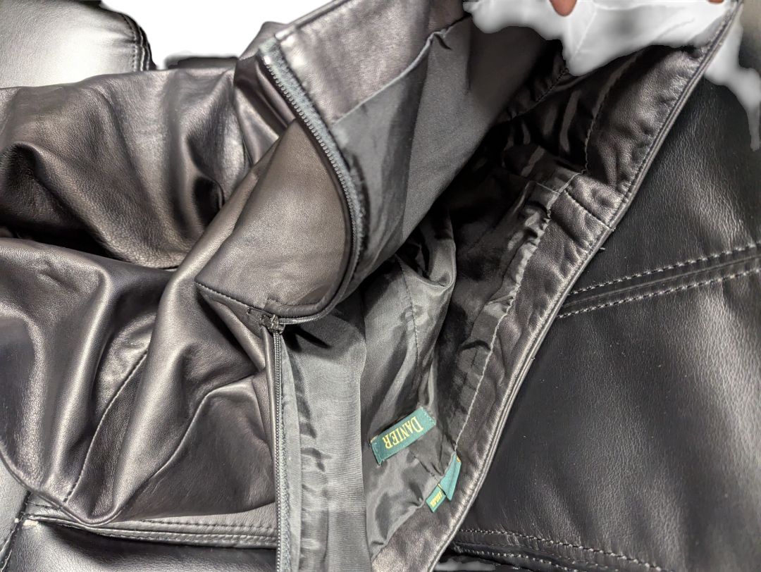 Danier Genuine Leather Pants (Women’s, Made in Canada)