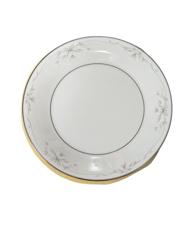 Noritake “Silk Ribbons” Fine Porcelain Dinnerware Set