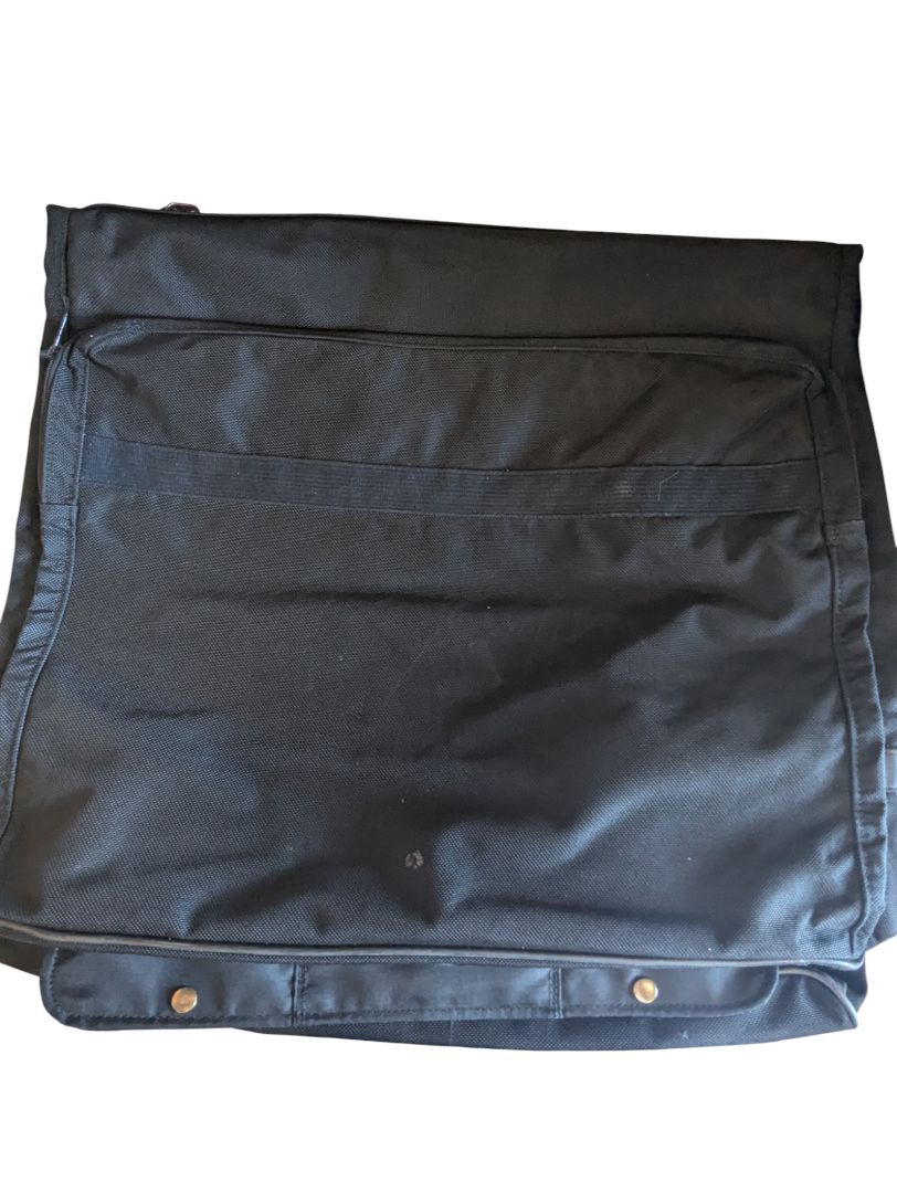 McBrine Black Garment Bag