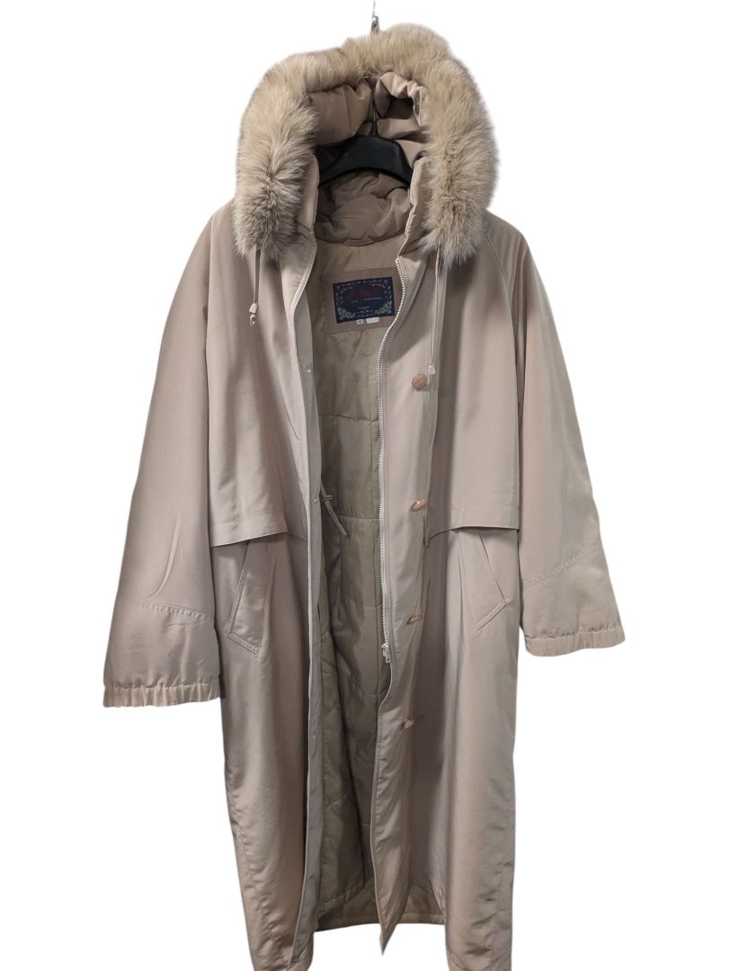 Nuage Beige Winter Coat with Faux Fur Trim