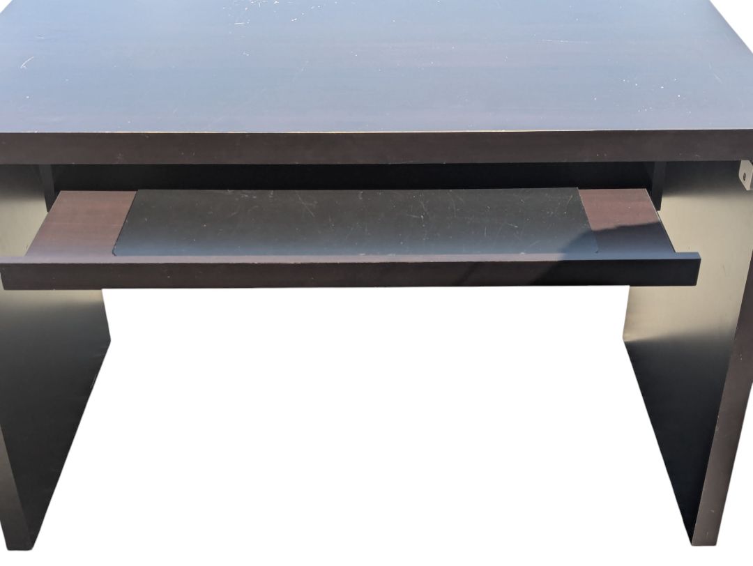Wooden Computer Desk with Keyboard Tray