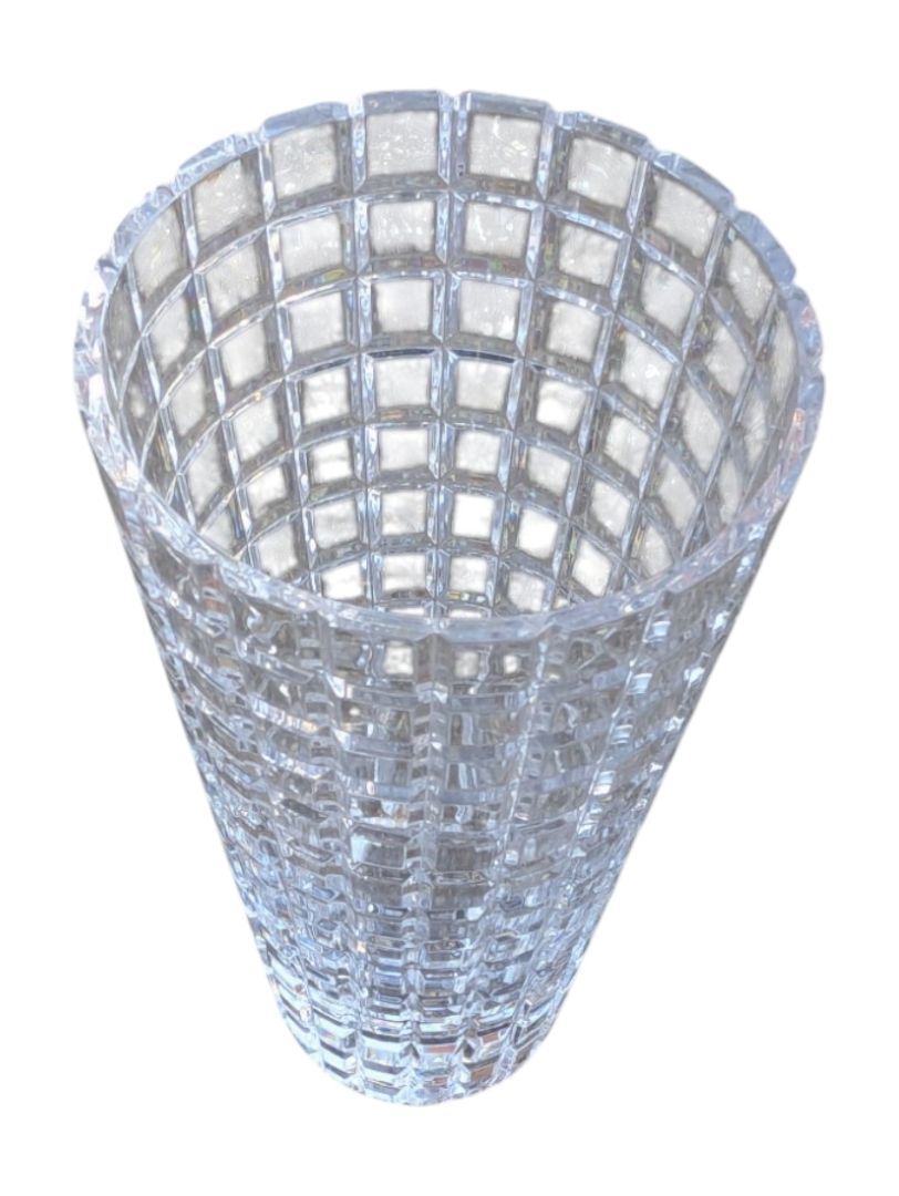 Cut Crystal-Style Glass Vase – Large, Grid Pattern