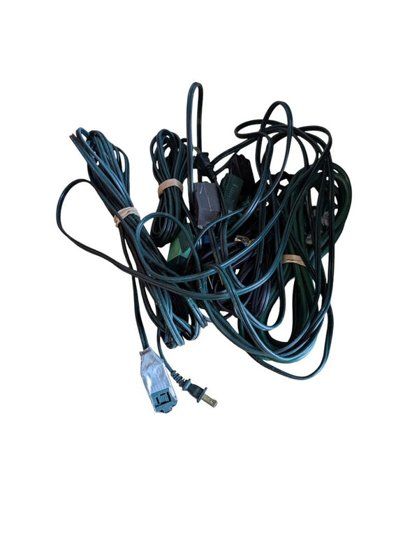 Lot of 5 Extension Cords – Mixed Green & Black, Various Lengths