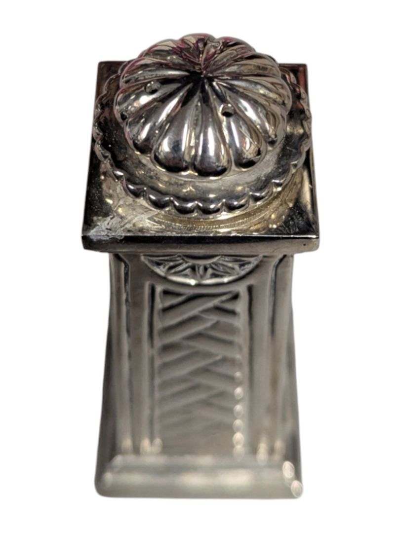 Vintage Silver-Plated Column Salt & Pepper Shakers – E.P. Zinc