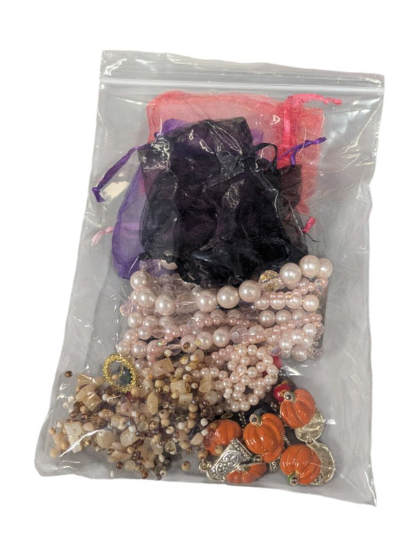 Lot of Mixed Costume Bracelets – Beads, Pearls & Charms