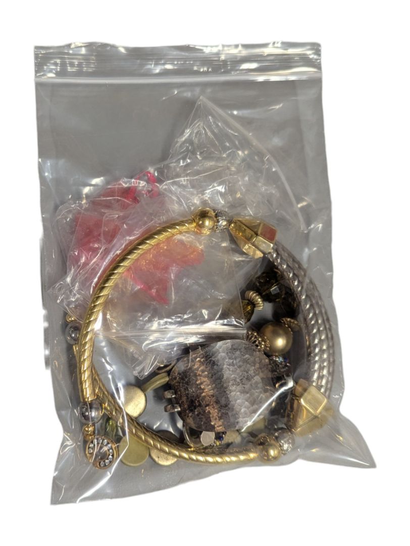 Lot of 5 Costume Bracelets