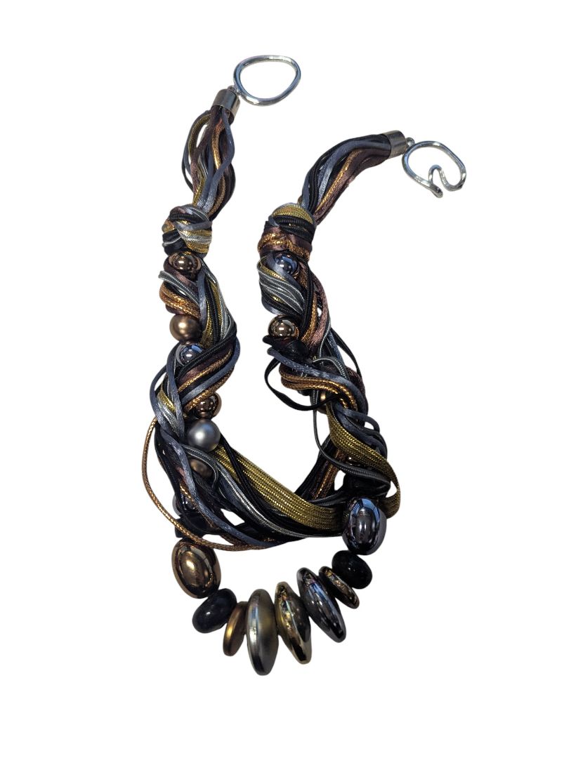 Lot of 5 Modern Costume Necklaces