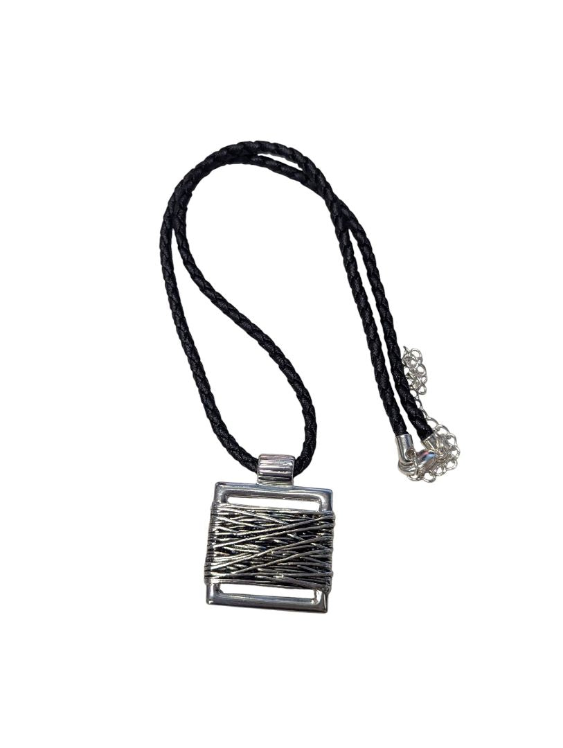 Lot of 5 Costume Necklaces