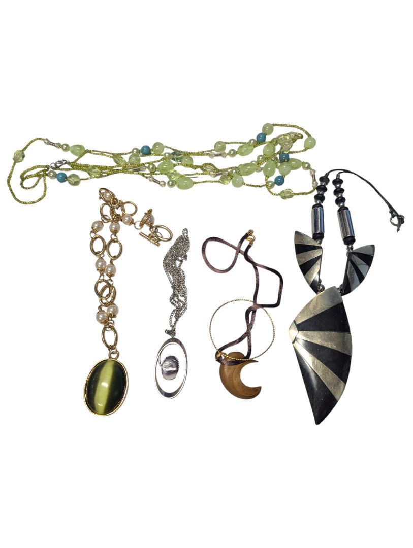 Lot of 5 Costume Necklaces