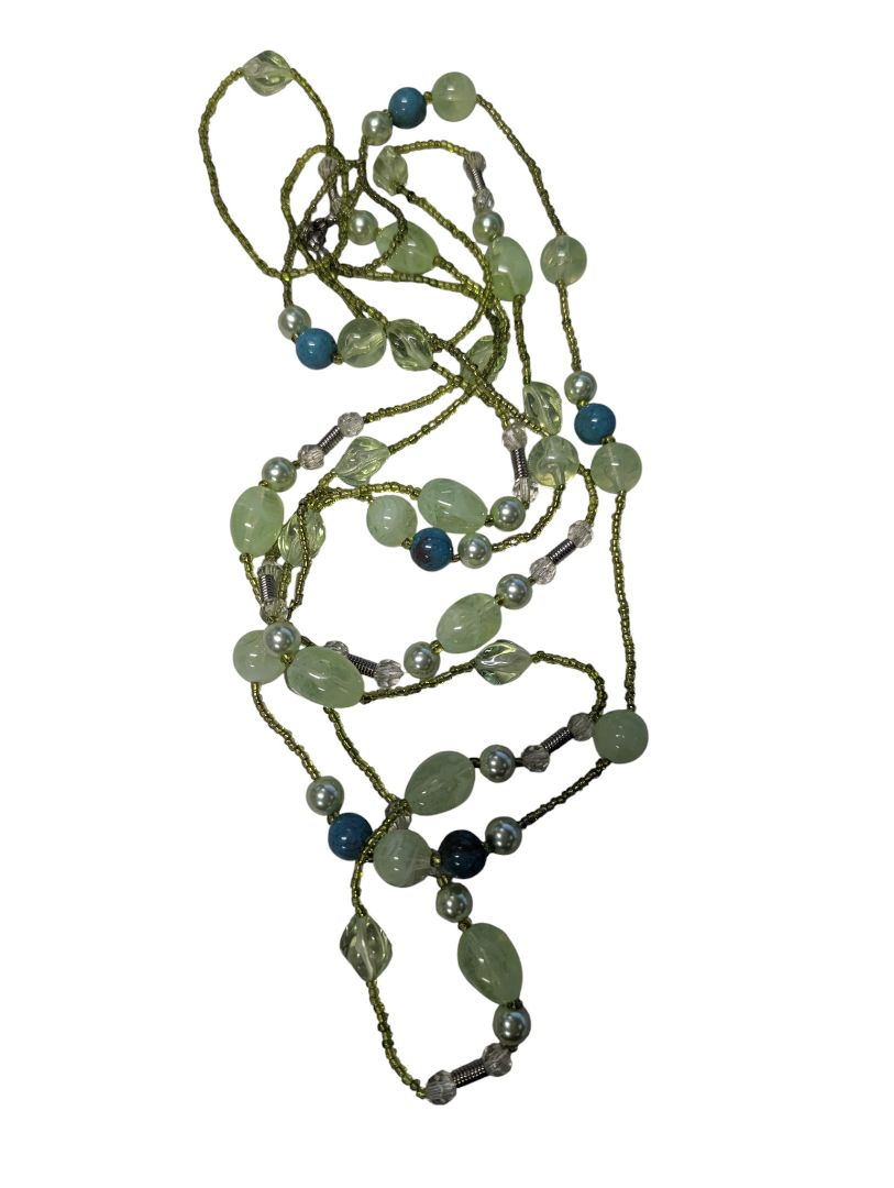 Lot of 5 Costume Necklaces