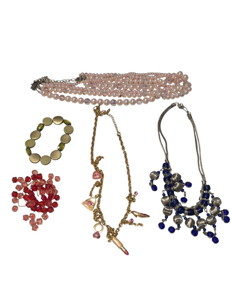 Lot of 5 Fashion Necklaces, Beads & Bracelet