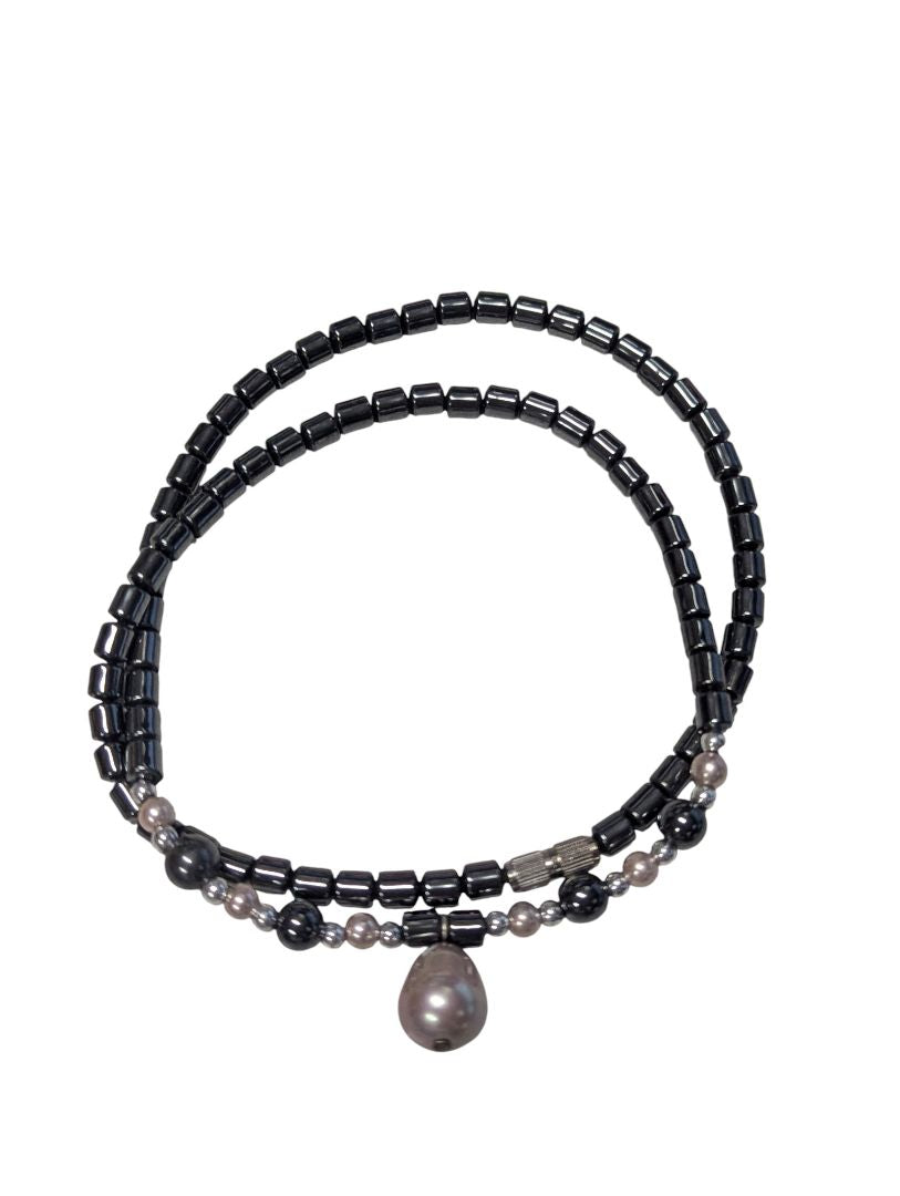 Lot of 5 Costume Jewelry Pieces