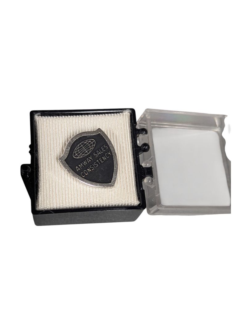 Lot of Five Vintage Pins & Brooches – Mixed Themes