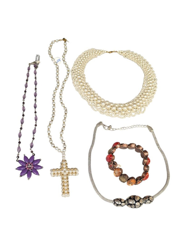 Lot of 5 Costume Jewelry Pieces – Necklaces & Bracelet