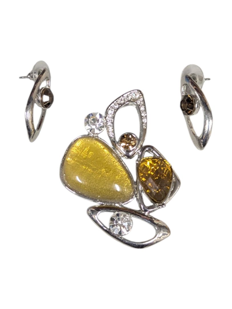 Lot of 5 Costume Jewelry Pieces