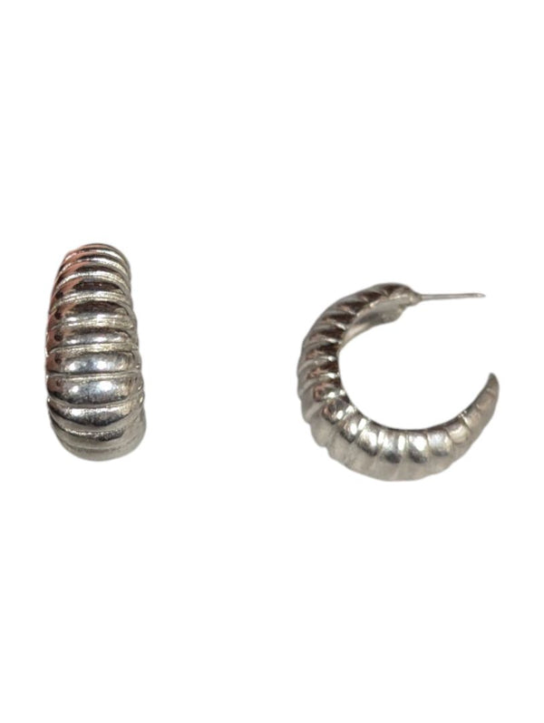 Lot of 5 Pairs of Mixed Earrings – Modern & Vintage Styles