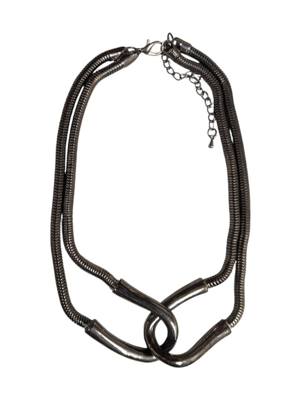 Lot of 5 Mixed Necklaces – Shell, Pearl, and Statement Styles