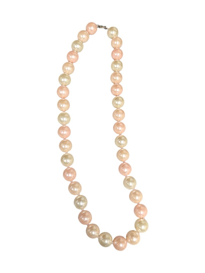 Lot of 5 Mixed Necklaces – Shell, Pearl, and Statement Styles