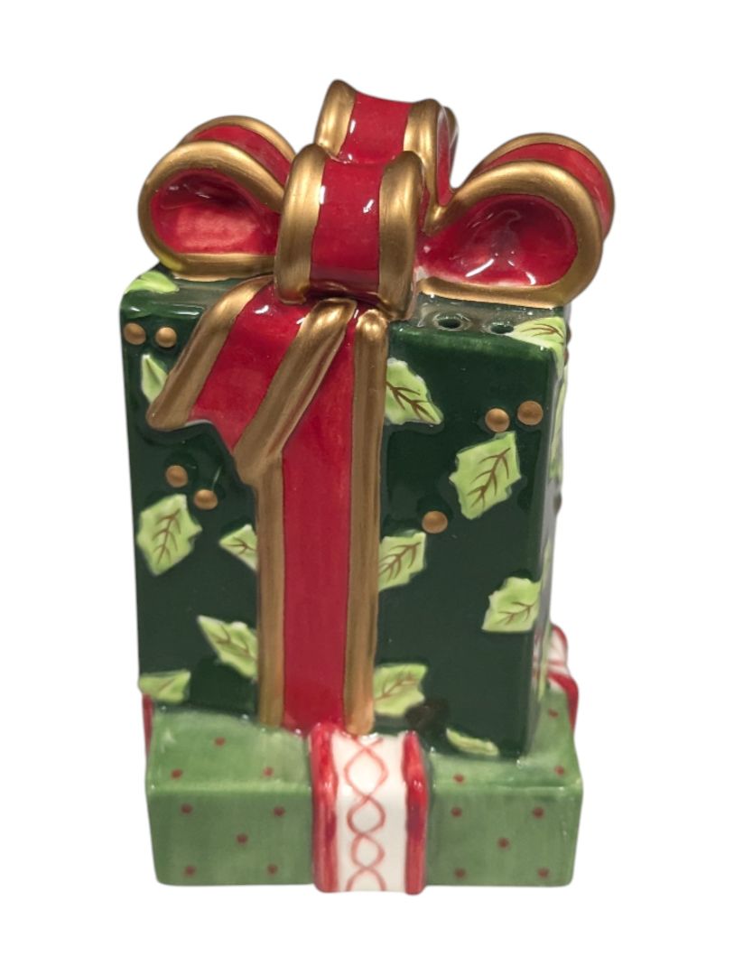 Holiday Ceramic Figurine Set