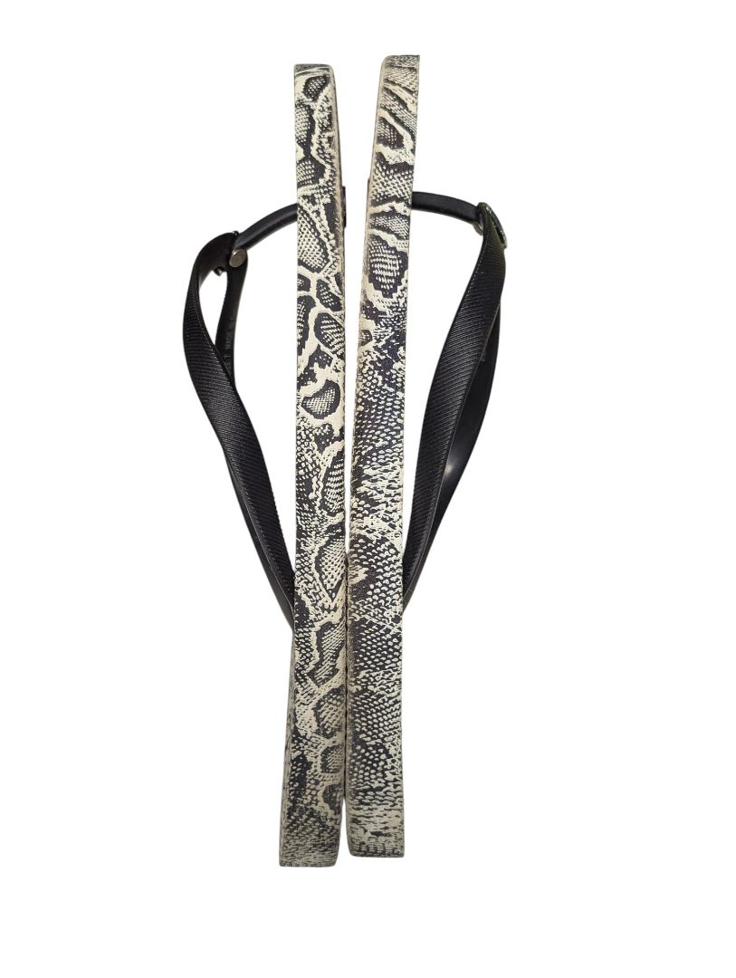 Women’s Snakeskin Print Flip-Flops — Black & Beige