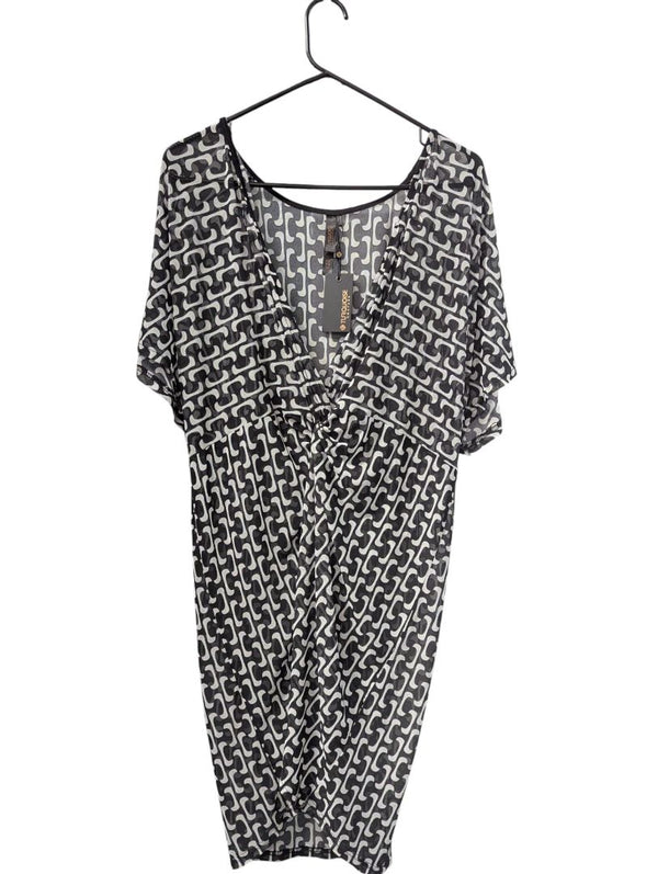 Turquoise Couture Black & White Graphic Knit Resort Dress