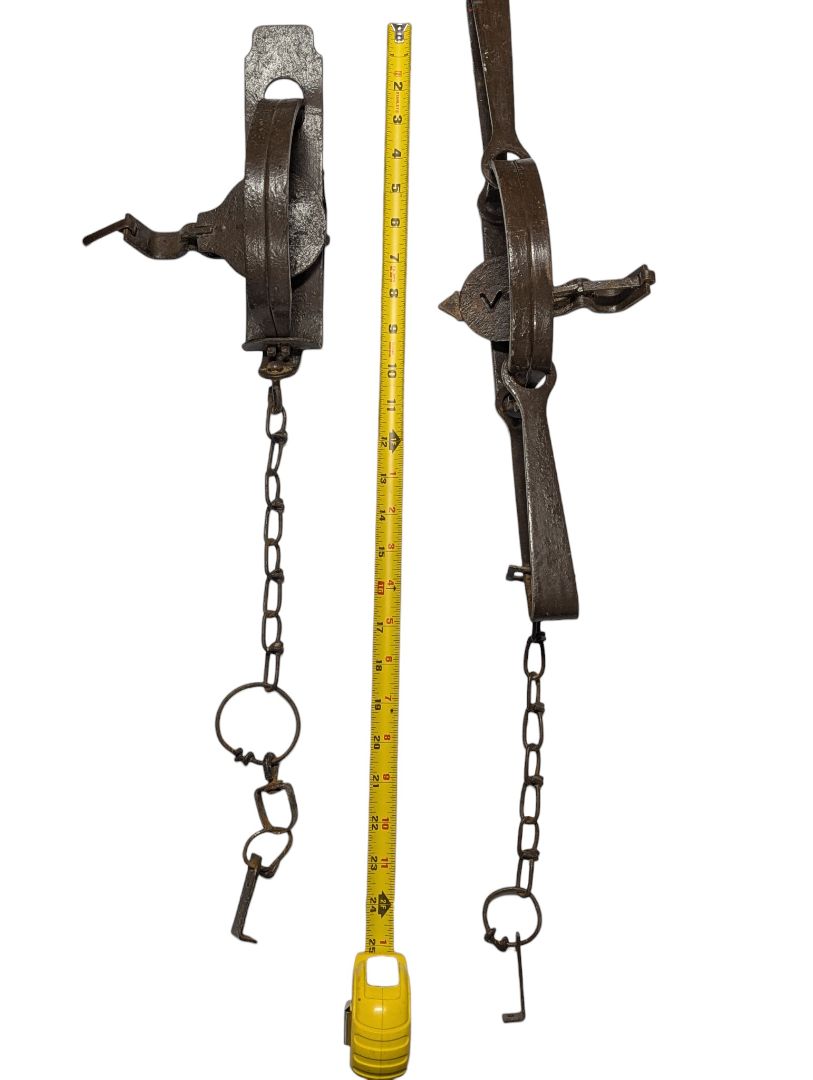 Vintage Oneida Victor Long Spring Traps (Pair)