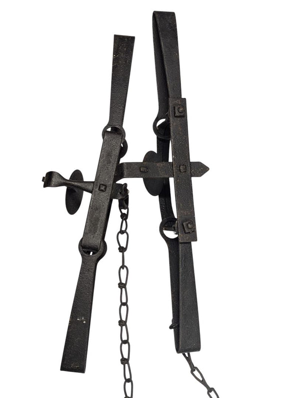 Vintage Oneida Newhouse No. 2 Long Spring Traps (Pair)
