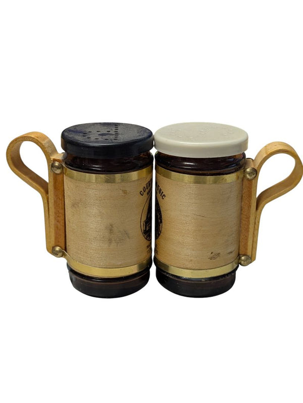 Vintage Country Music Hall of Fame Amber Glass Salt & Pepper Shakers