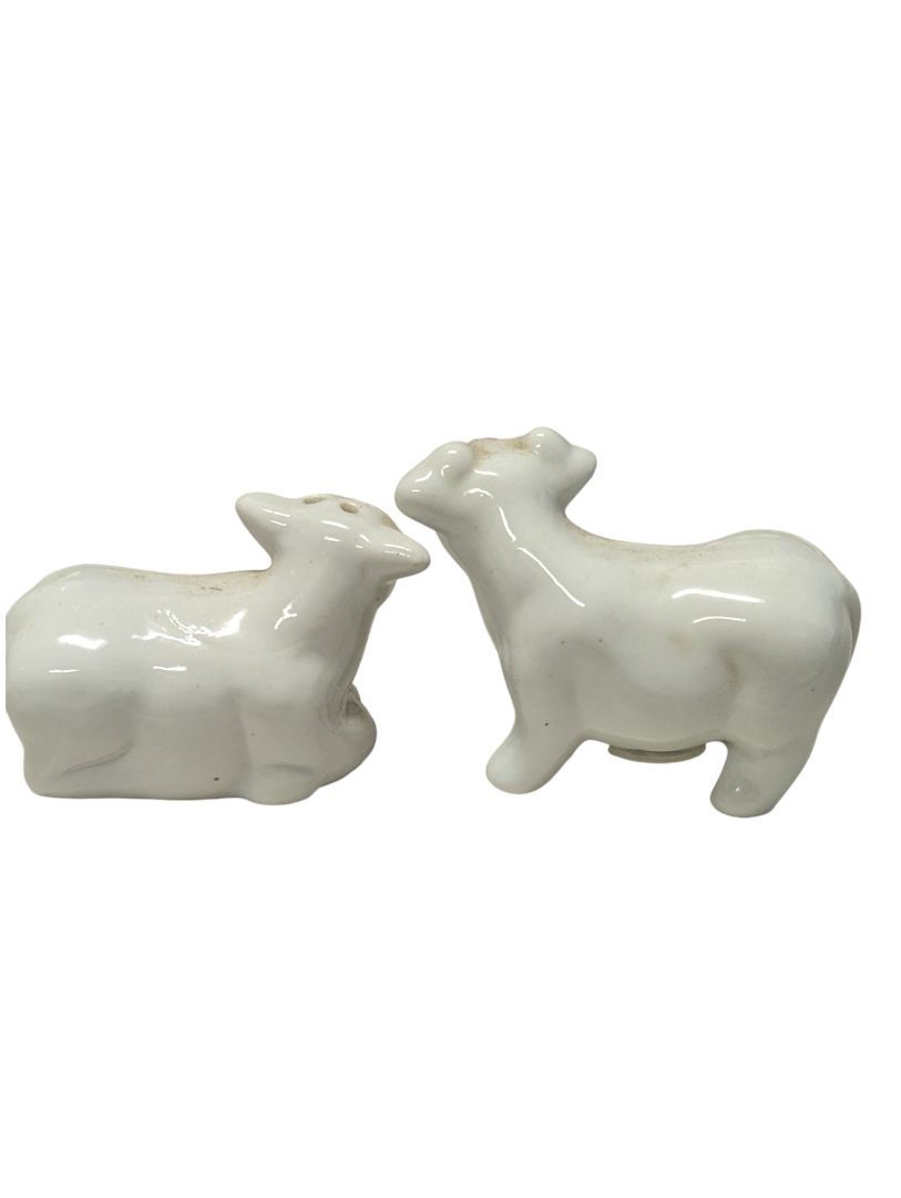 Vintage White Ceramic Cow Salt & Pepper Shakers