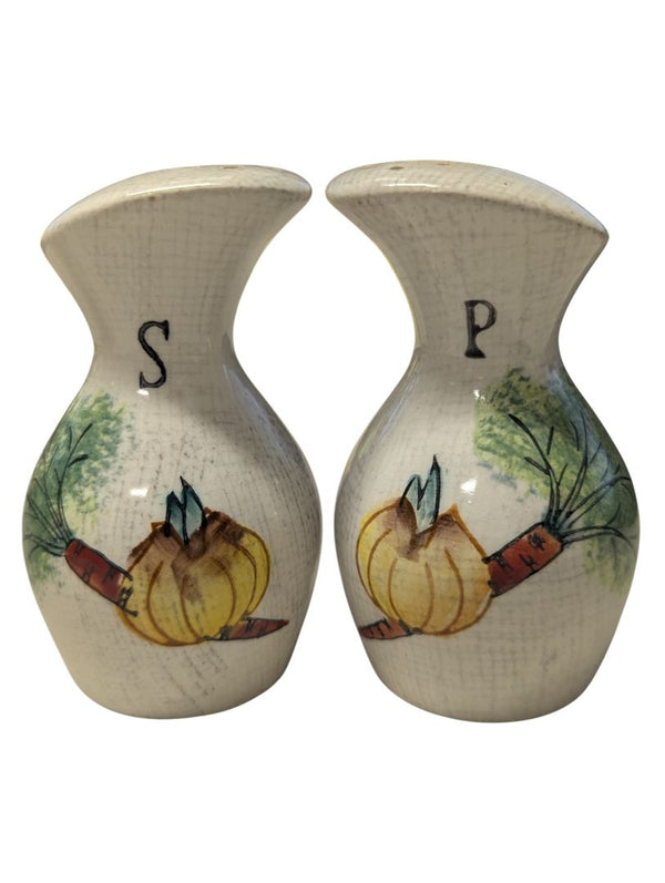 Vintage Vegetable Motif Salt & Pepper Shakers