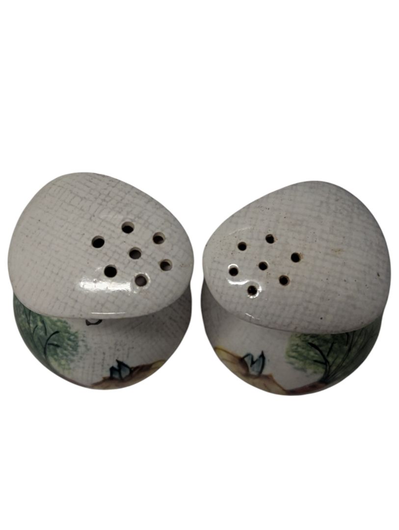 Vintage Vegetable Motif Salt & Pepper Shakers