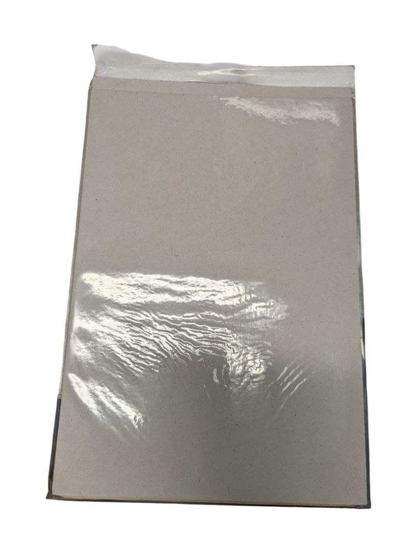 Classics Illustrated No. 19 — Huckleberry Finn (Samuel L. Clemens / Mark Twain, Gilberton, 1944)