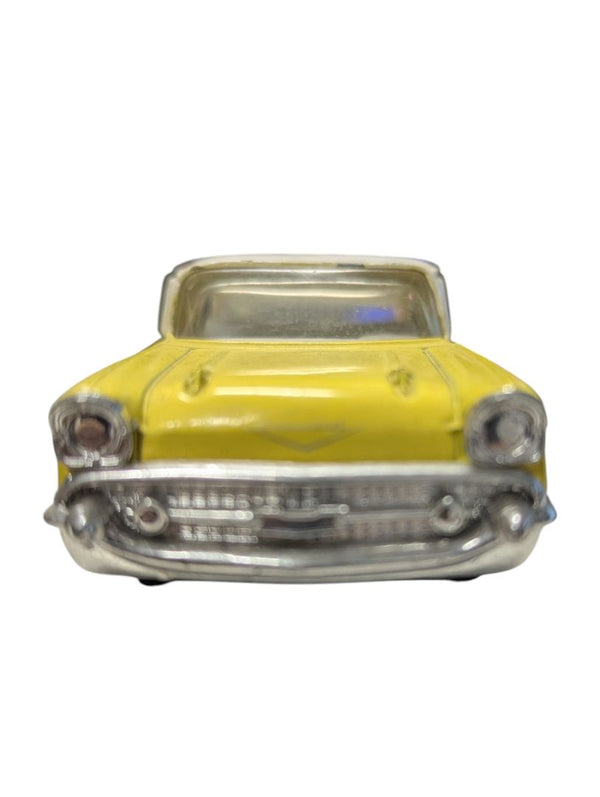 1957 Chevrolet Bel Air Diecast Model Car – Yellow & White